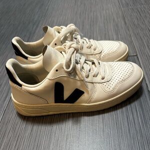 Veja V10